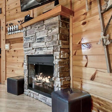 Mountain View Family Cabin W Game Room & Pool Sevierville Luaran gambar