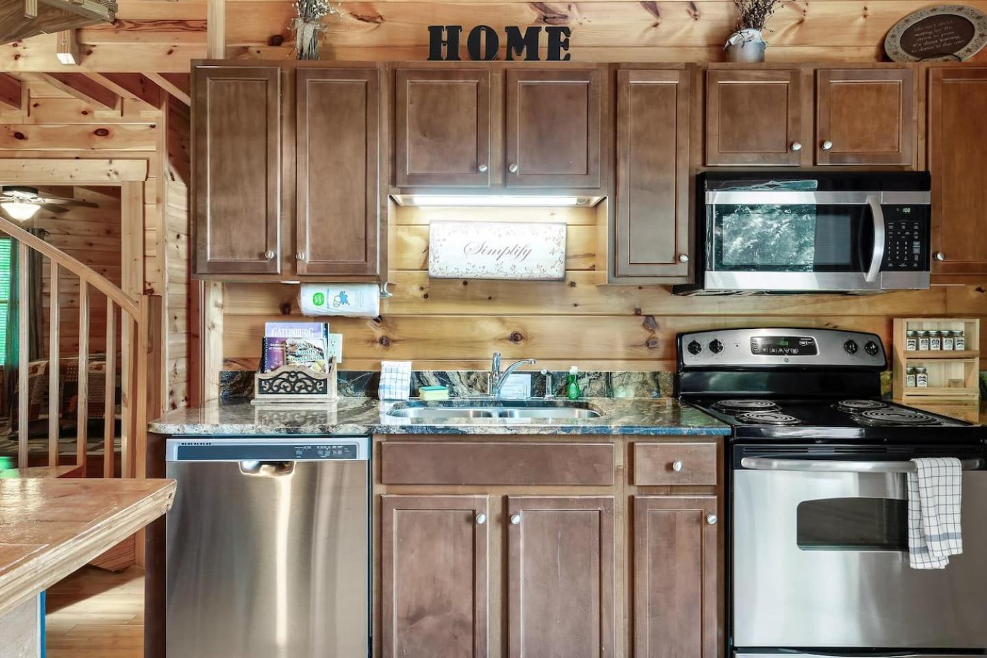Mountain View Family Cabin W Game Room & Pool Sevierville Luaran gambar